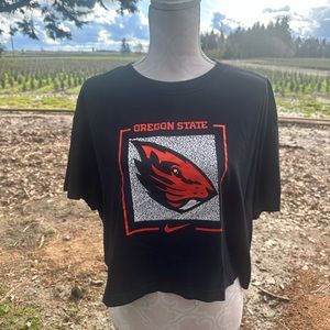 Cropped beaver shirt